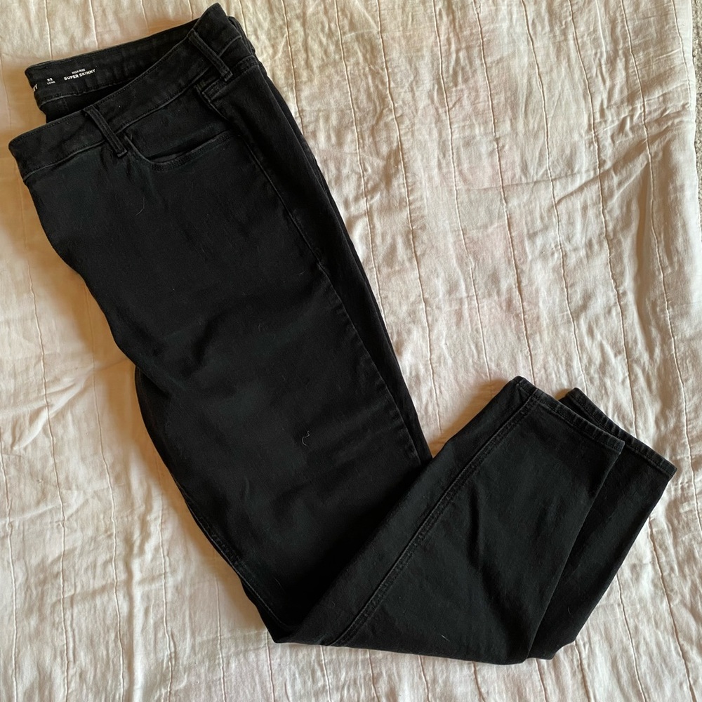 Black Skinny Jeans
